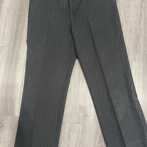 MN6 Men's Gray Pinstripe Dress Pants